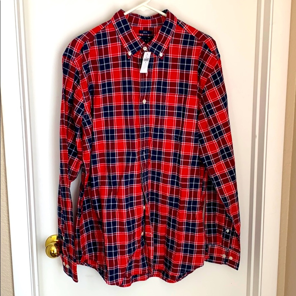 NWT Gap Men’s Woven L/S Button Down